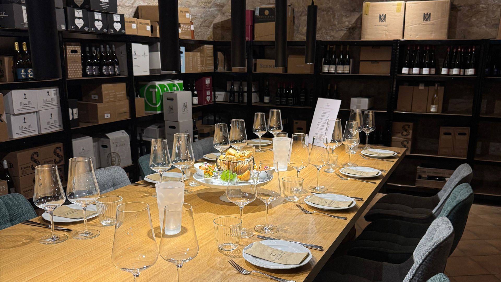 Weinprobe mit Pfaelzer Weinen Leinsweiler Hof