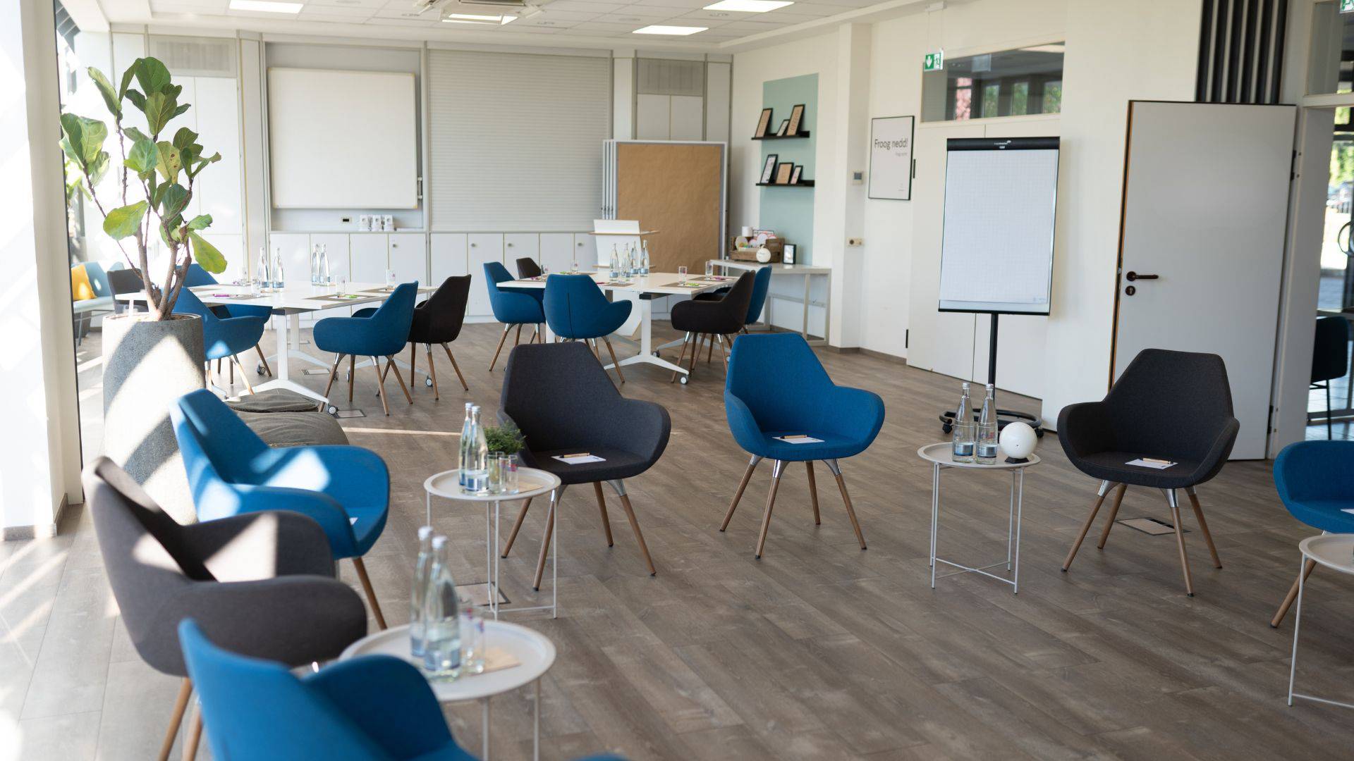 Hotel Leinsweiler Hof conference room Trifels